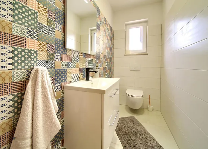 Villa Beautiful Maris With Heated Pool