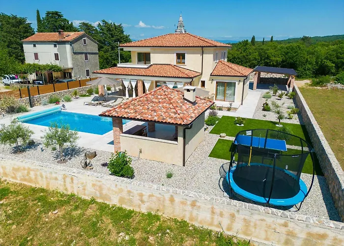 Villa Beautiful Maris With Heated Pool Kras
