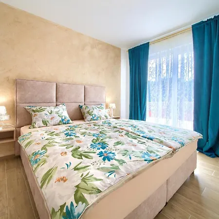 Villa Beautiful Maris With Heated Pool *