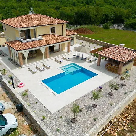 Villa Beautiful Maris With Heated Pool Kras