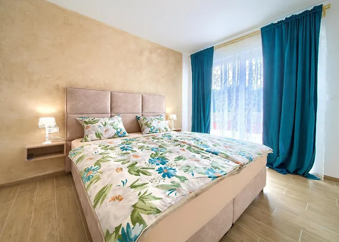 Βίλα Beautiful Maris With Heated Pool *