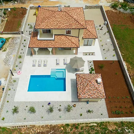 Villa Beautiful Maris With Heated Pool Kras
